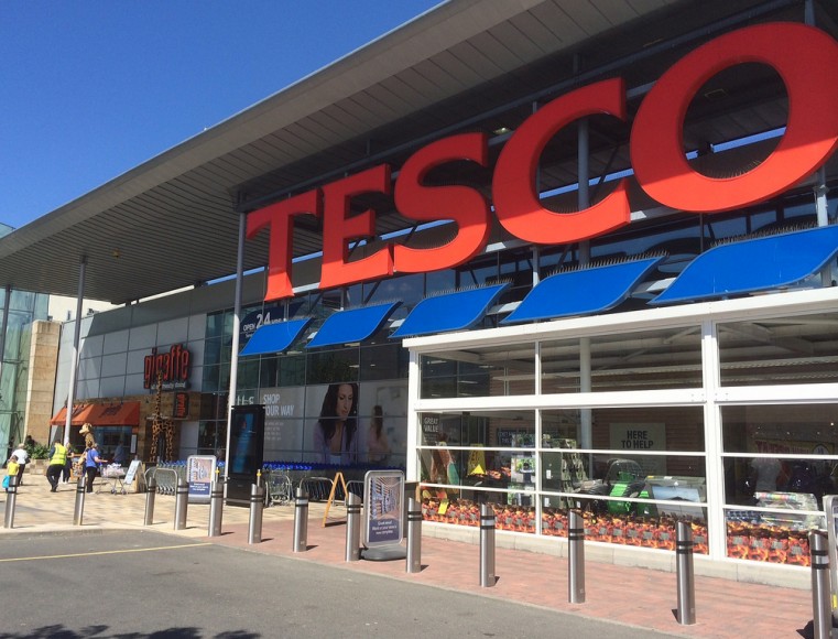 Tesco grows market share for first time since 2011