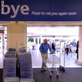 Tesco still falling behind, says report