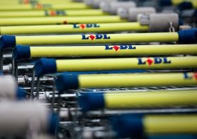 Lidl abandons hard discount in France