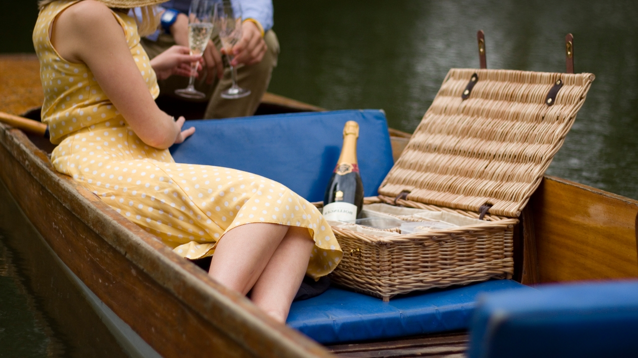 Willow Baskets Luxury Hampers Bespoke Baskets The Somerset Willow